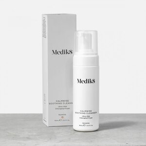 Medik8 CALMWISE SOOTHING CLEANSER™ SieroSanto