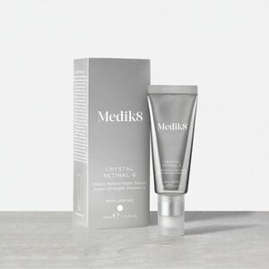 Medik8 CRYSTAL RETINAL 6™ SieroSanto