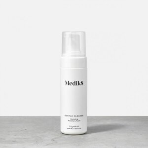 Medik8 GENTLE CLEANSE ™ SieroSanto