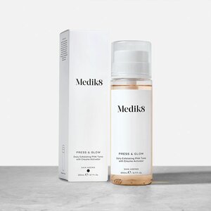 Medik8 PRESS & GLOW™ SieroSanto